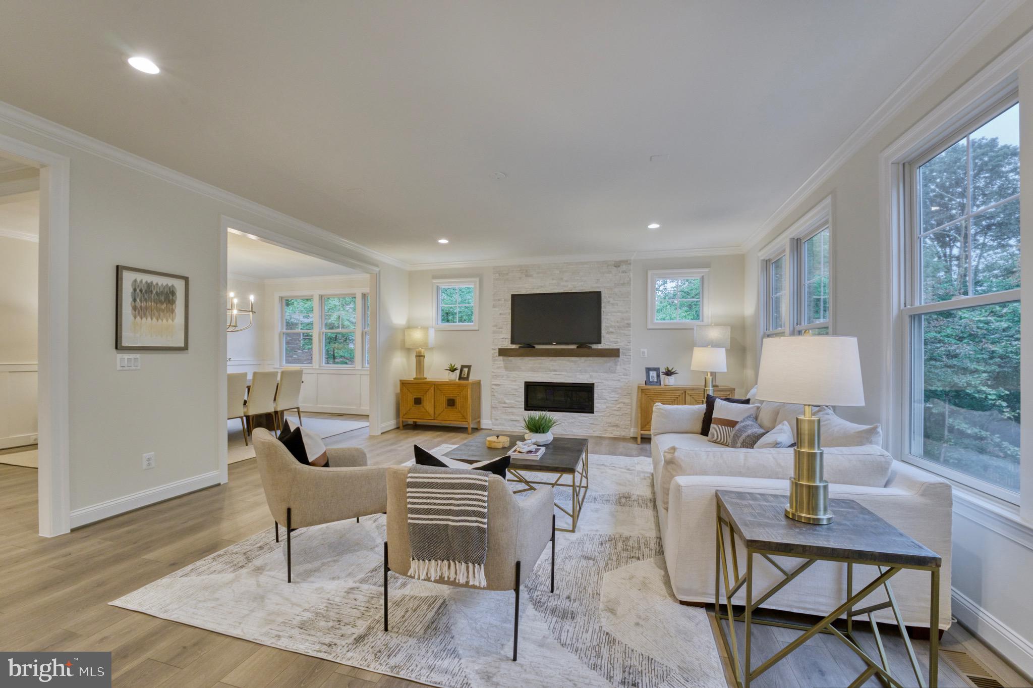 LAUREL RIDGE CROSSING - Residential