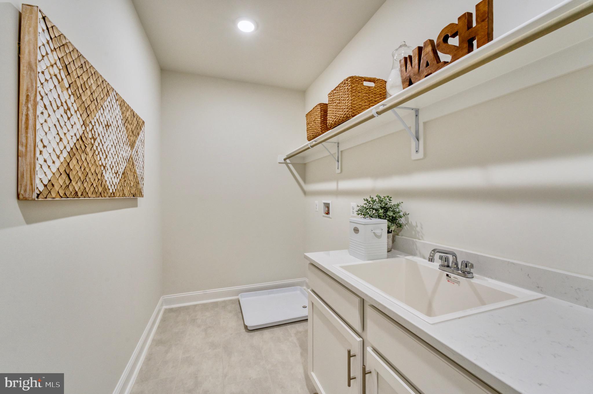 LAUREL RIDGE CROSSING - Residential