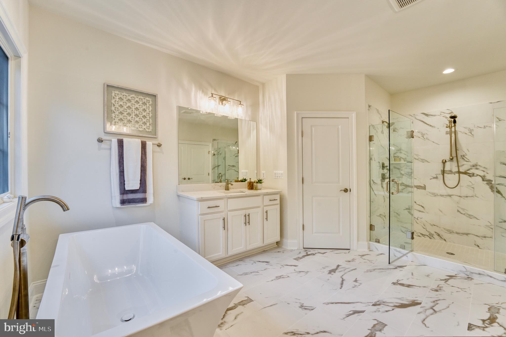 LAUREL RIDGE CROSSING - Residential