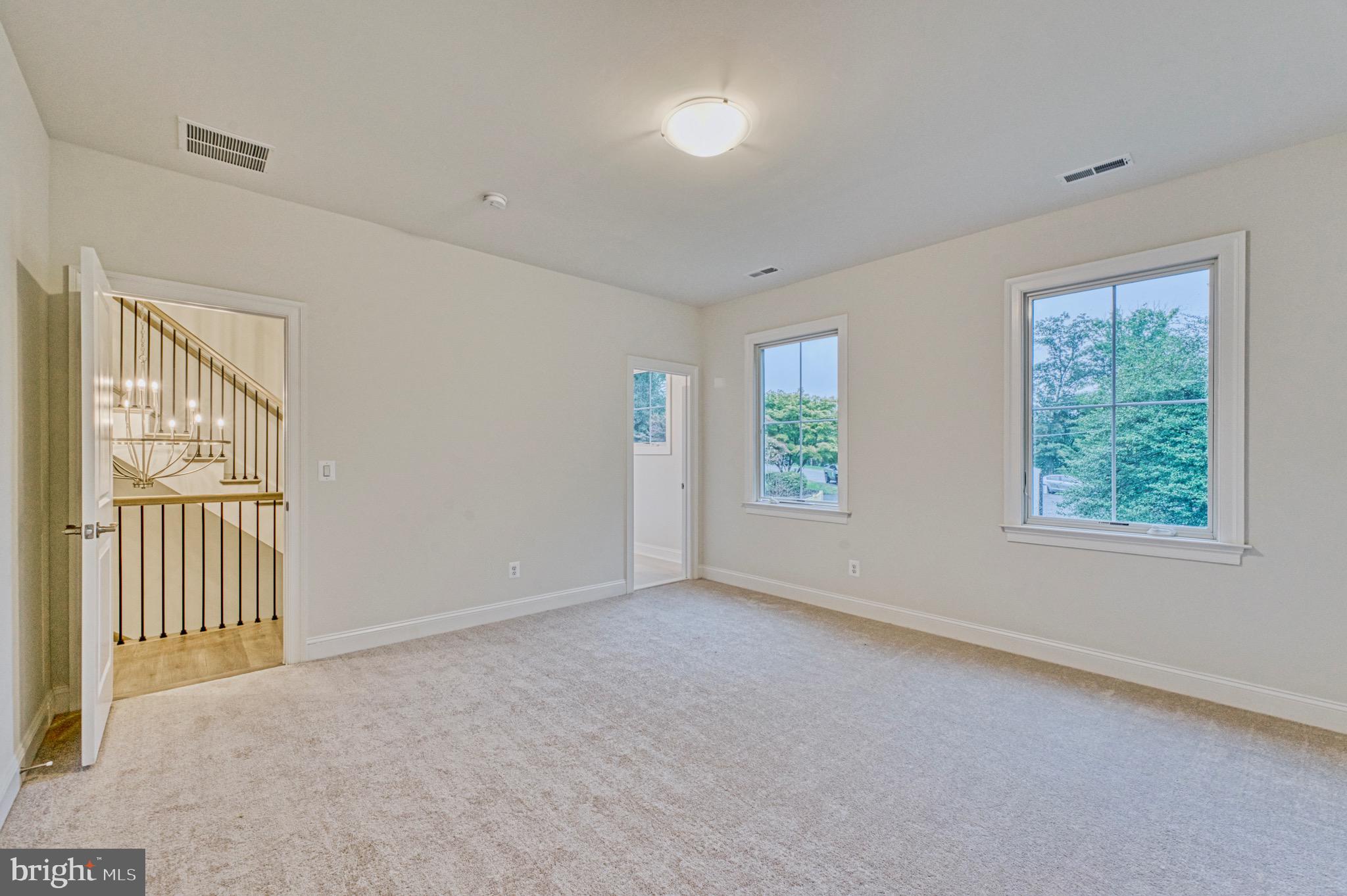 LAUREL RIDGE CROSSING - Residential