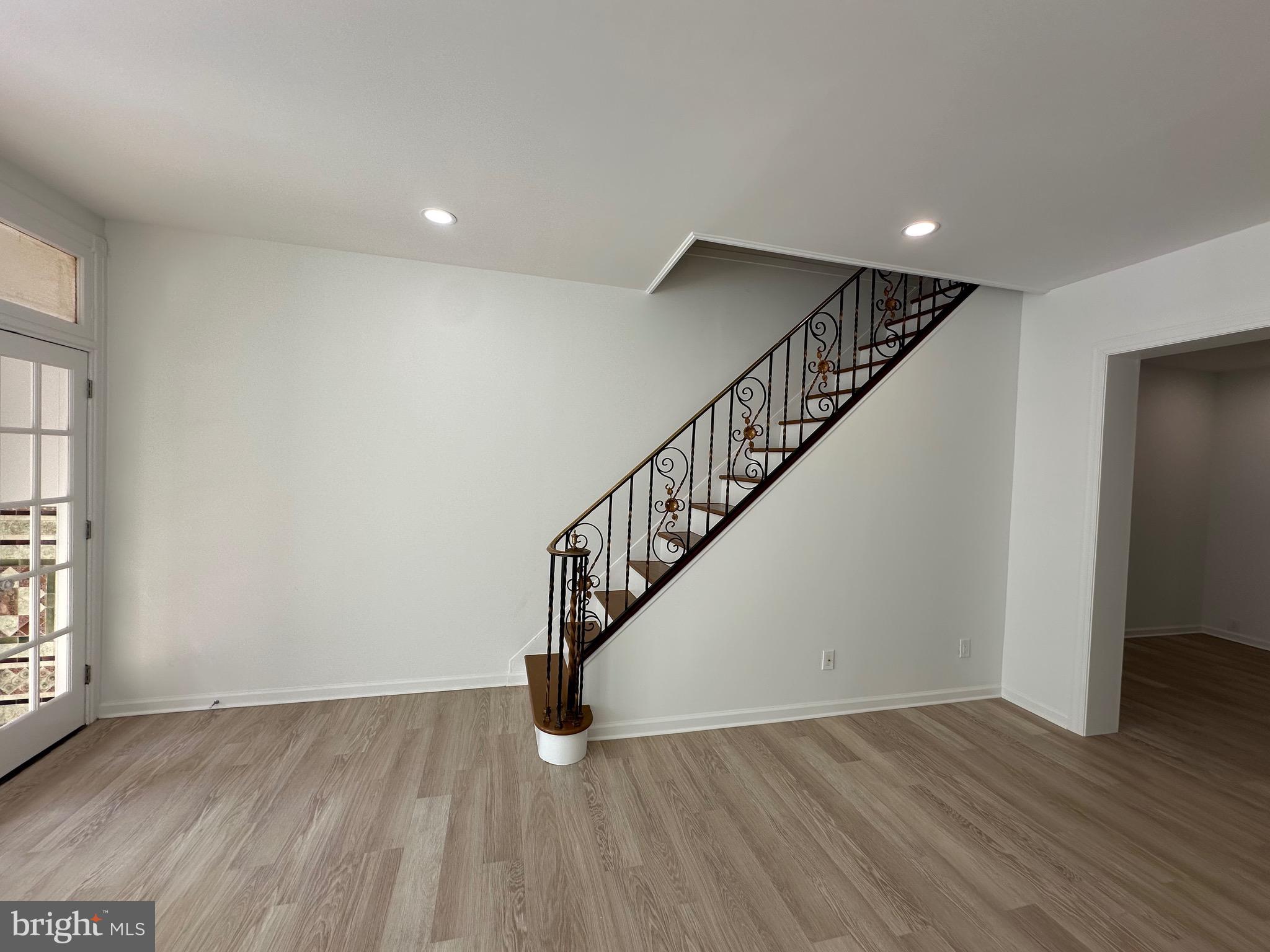 LOWER MOYAMENSING - Residential