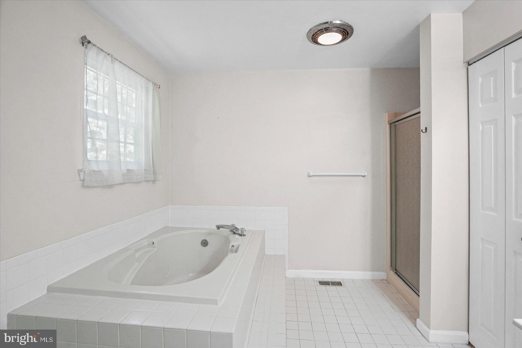 ROCK CREEK LANDING - Residential