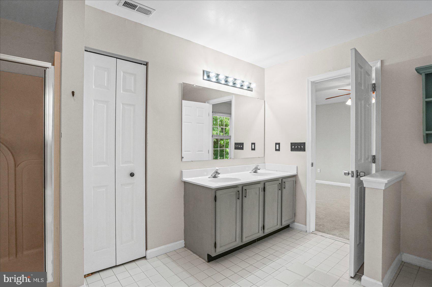 ROCK CREEK LANDING - Residential