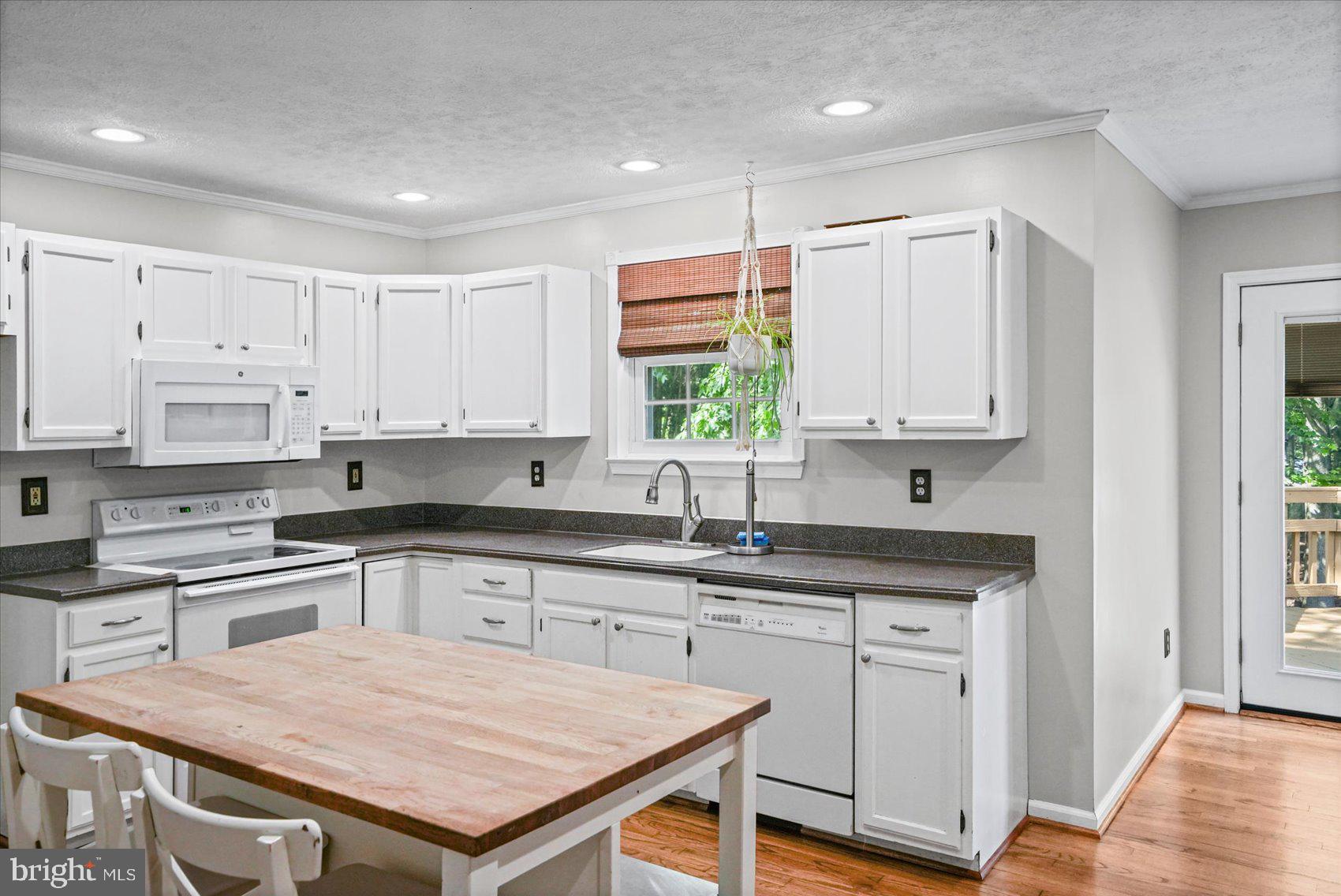 ROCK CREEK LANDING - Residential