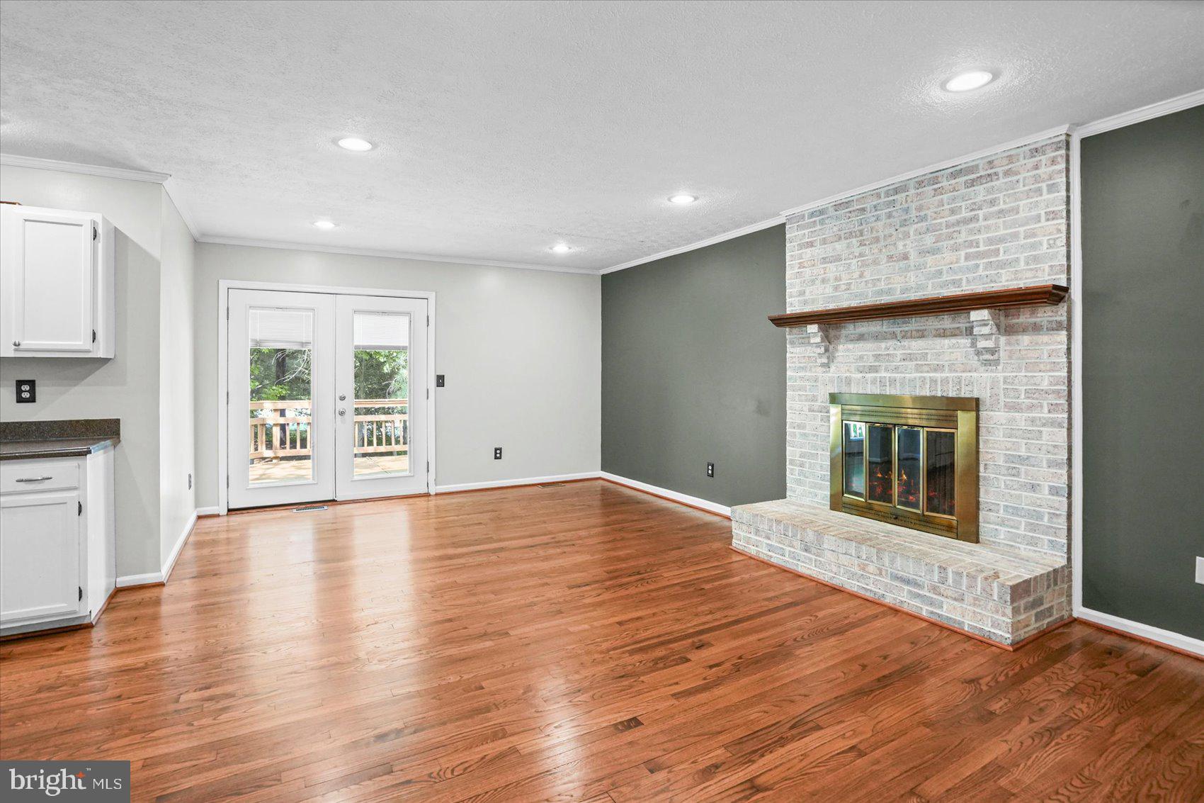 ROCK CREEK LANDING - Residential