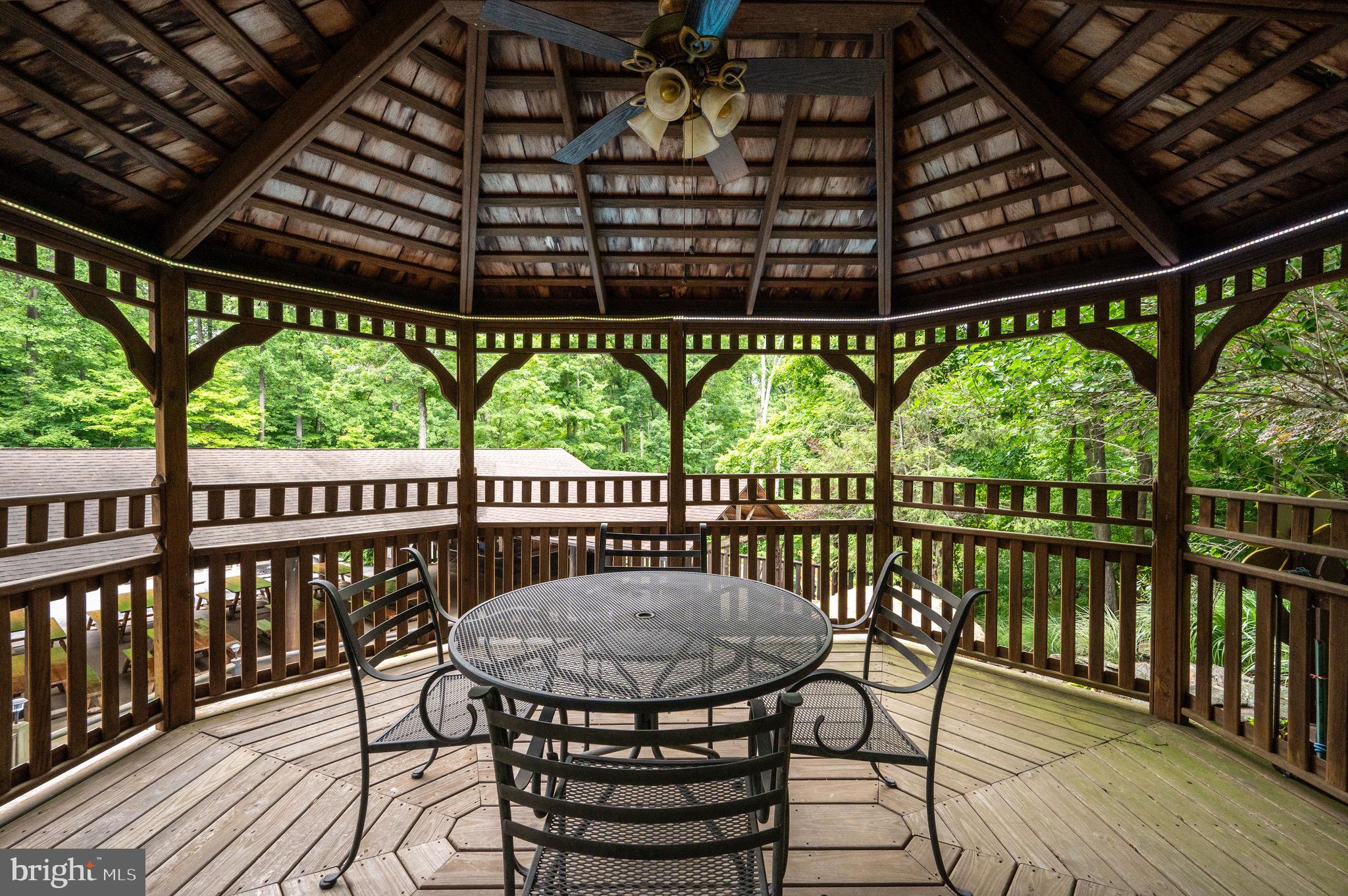 WHITFORD HILL - Residential