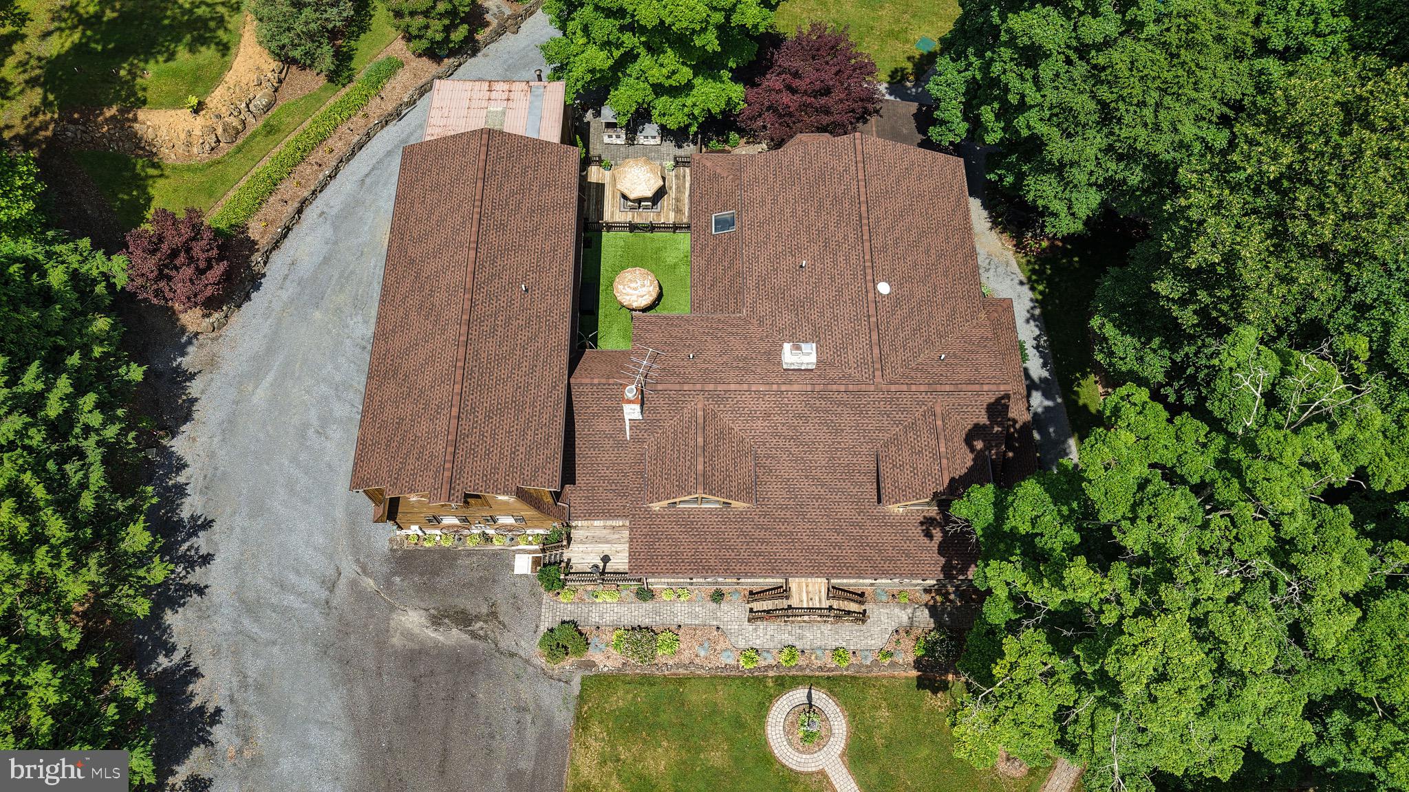 WHITFORD HILL - Residential