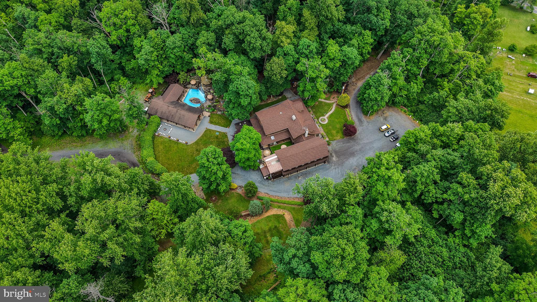 WHITFORD HILL - Residential