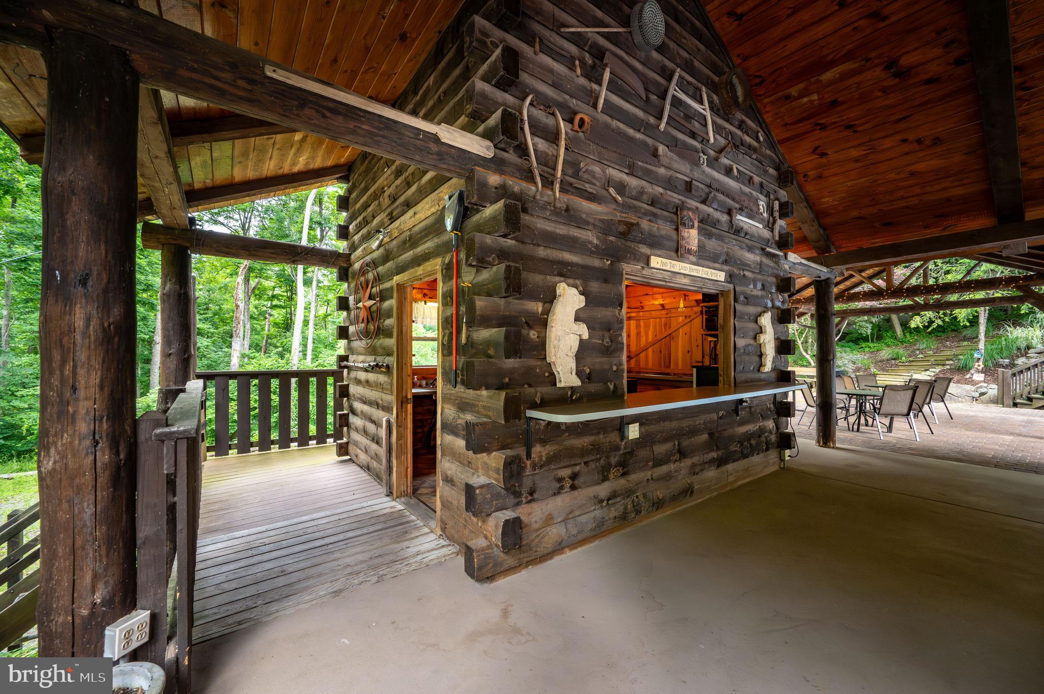 WHITFORD HILL - Residential