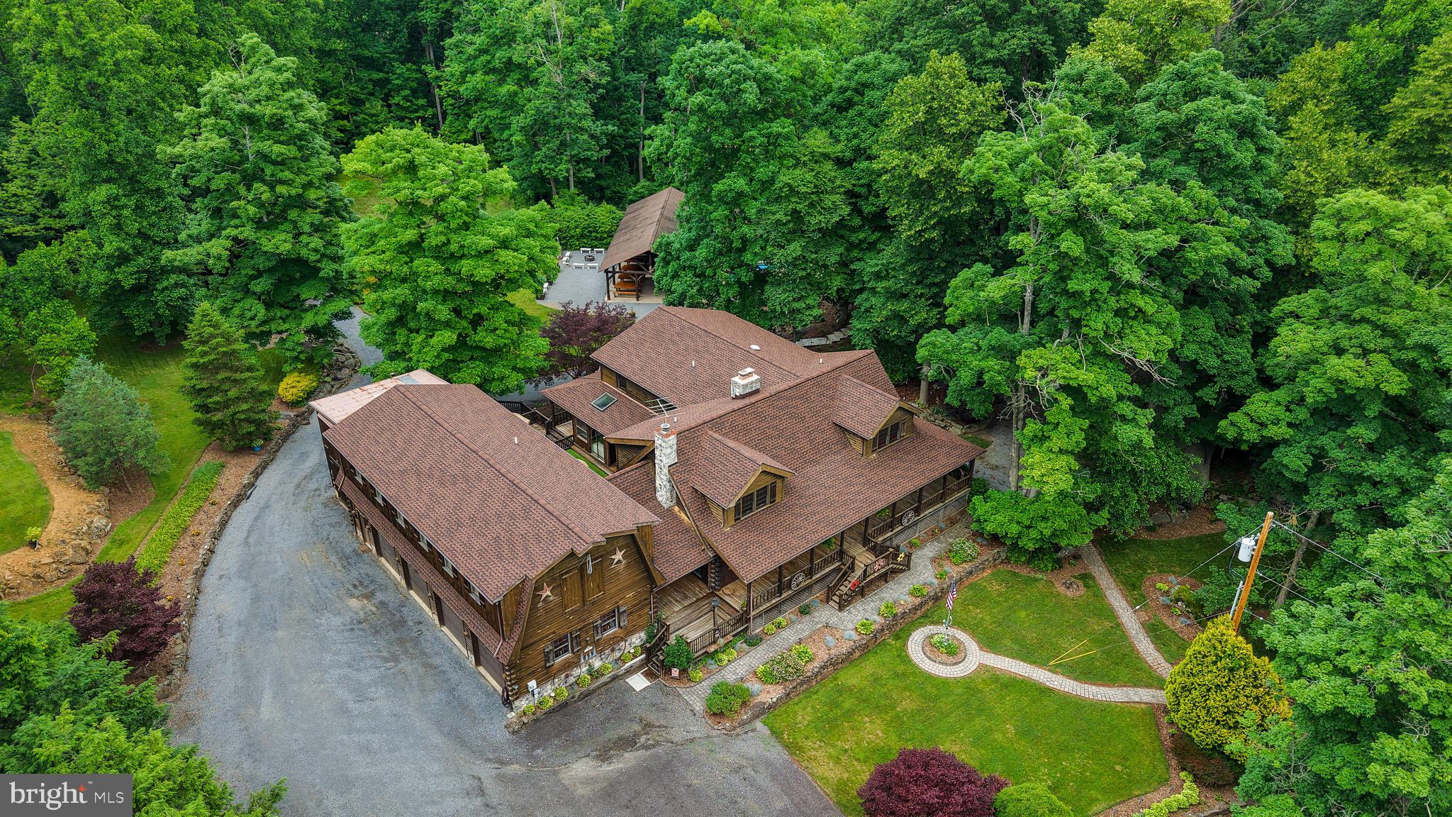 WHITFORD HILL - Residential