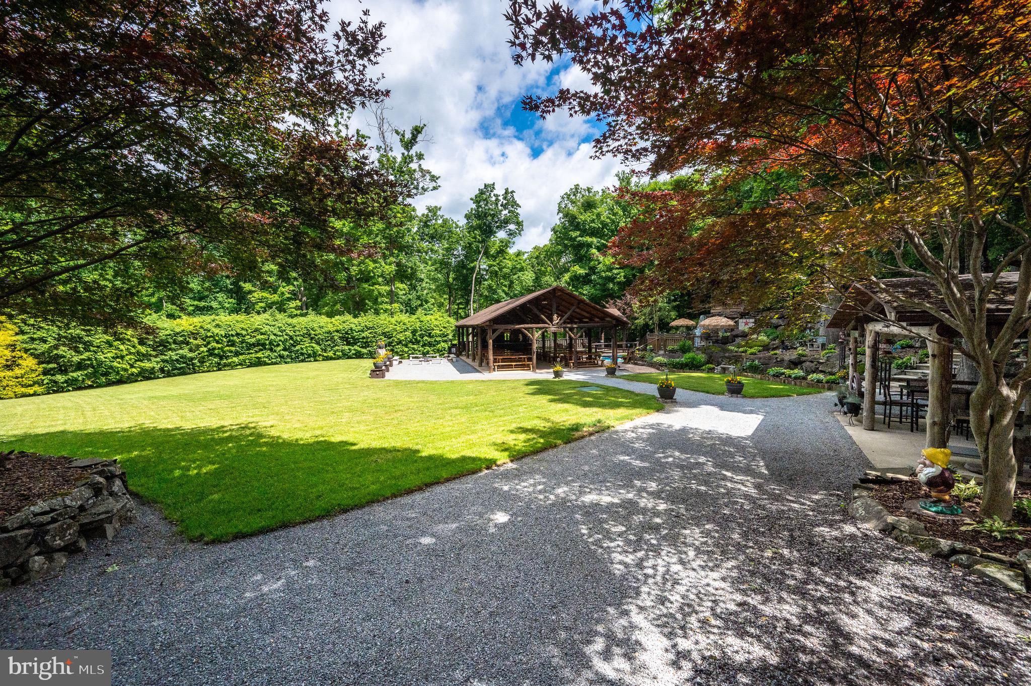 WHITFORD HILL - Residential