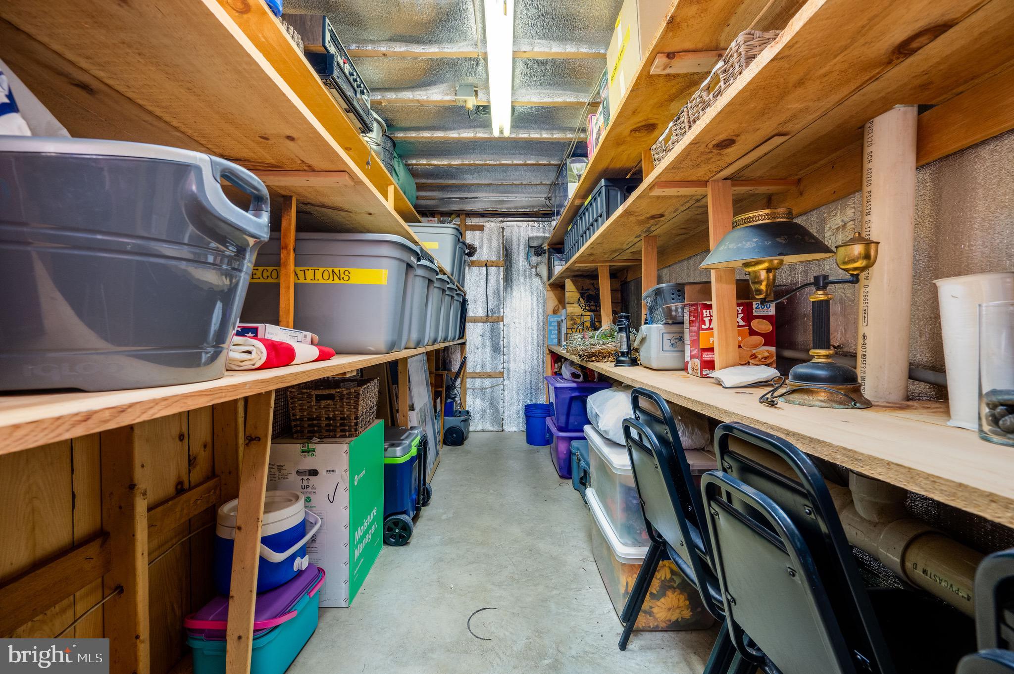 WHITFORD HILL - Residential