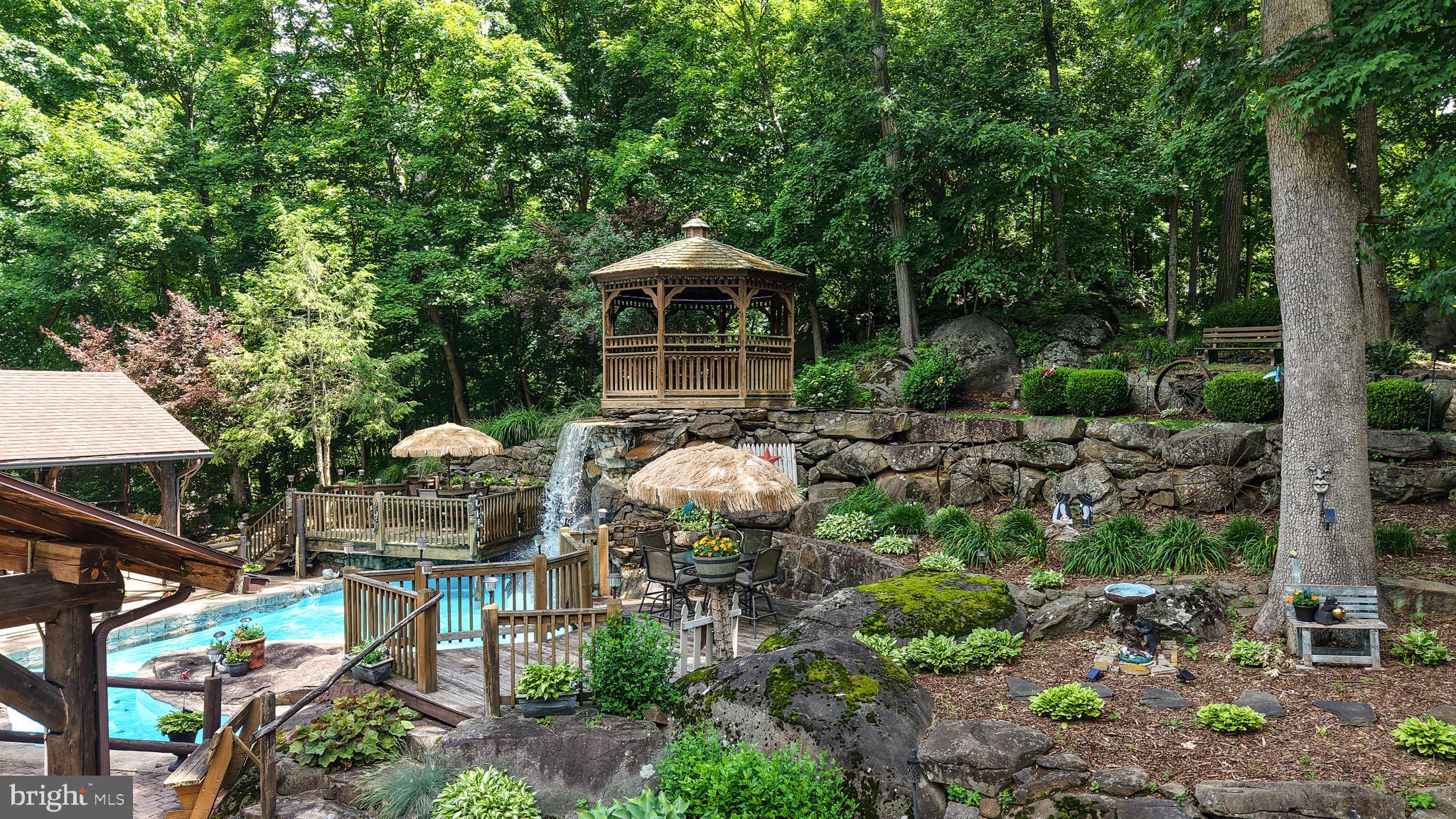 WHITFORD HILL - Residential