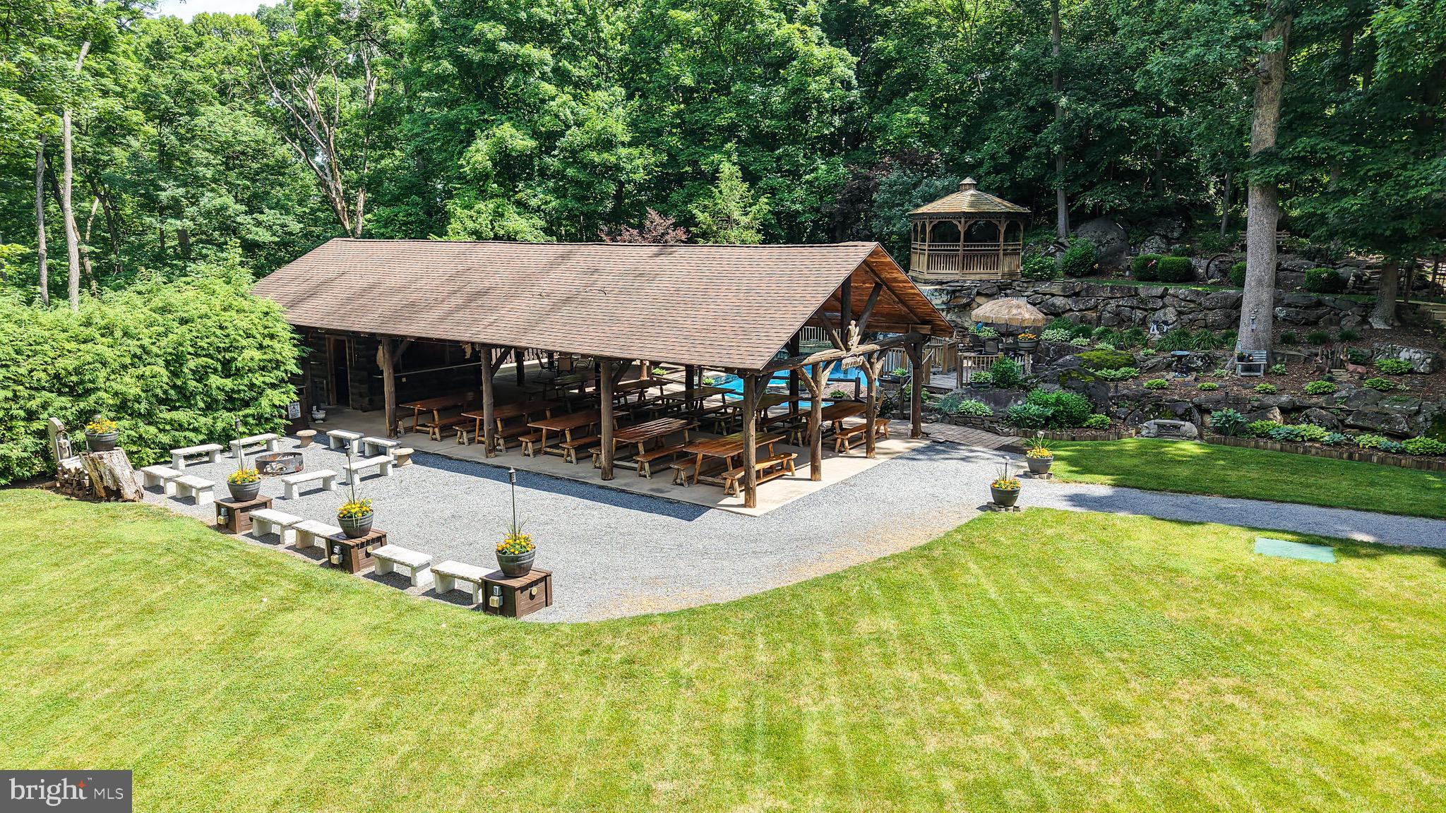 WHITFORD HILL - Residential