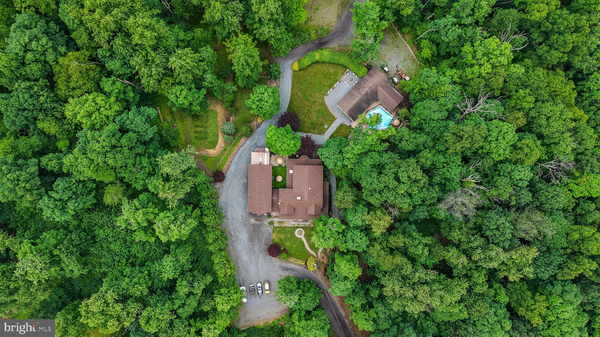 WHITFORD HILL - Residential