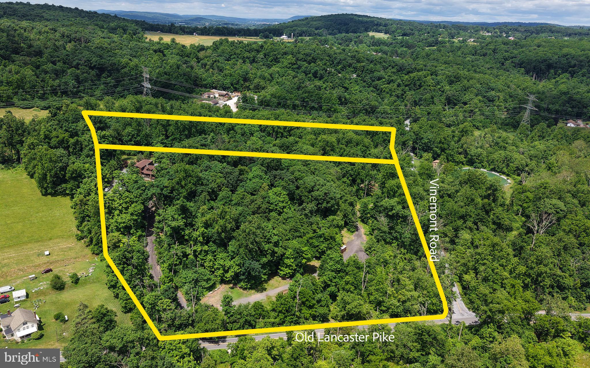WHITFORD HILL - Residential