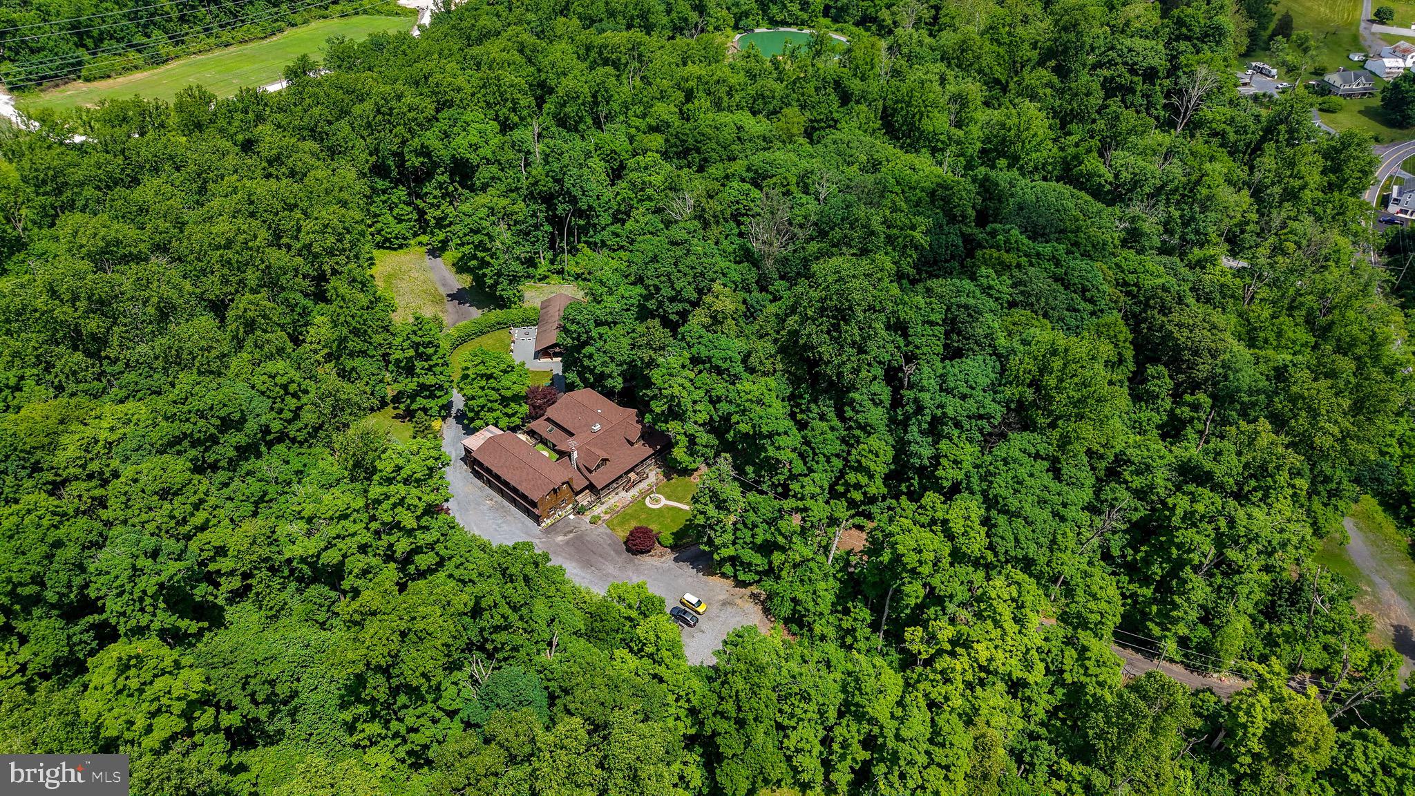 WHITFORD HILL - Residential