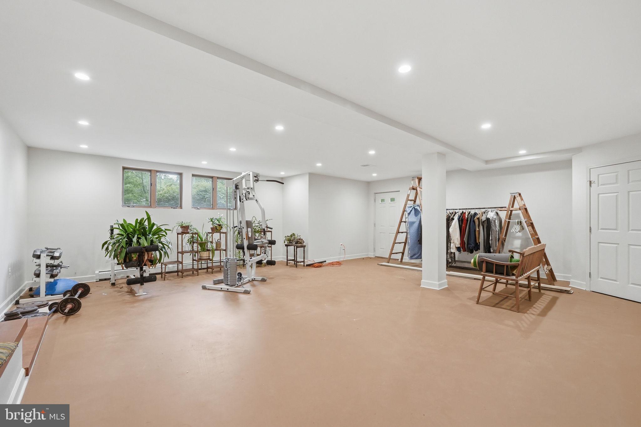 BROOK HILLS ESTATE - Residential