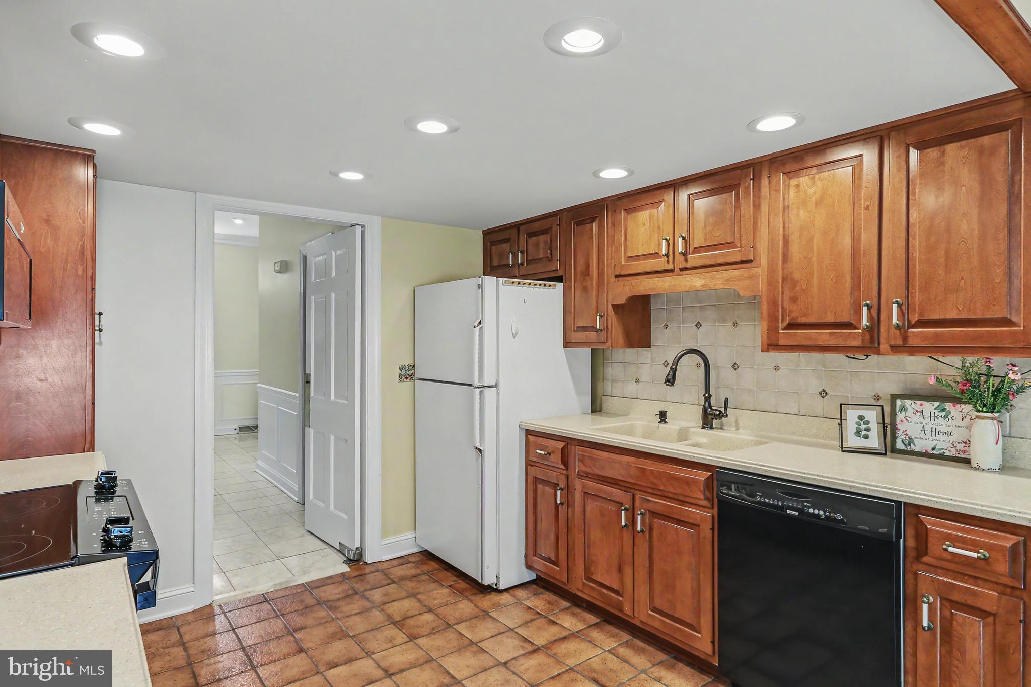 HERITAGE ACRES - Residential