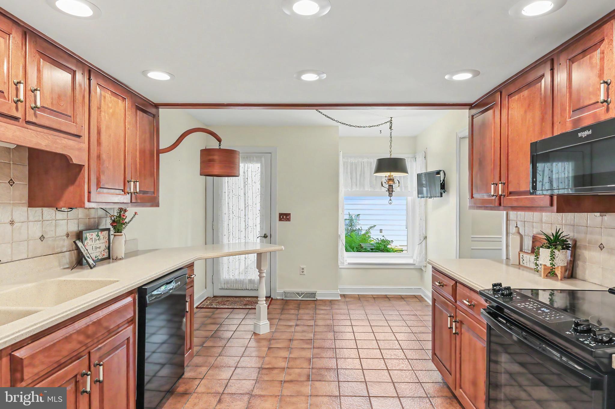 HERITAGE ACRES - Residential