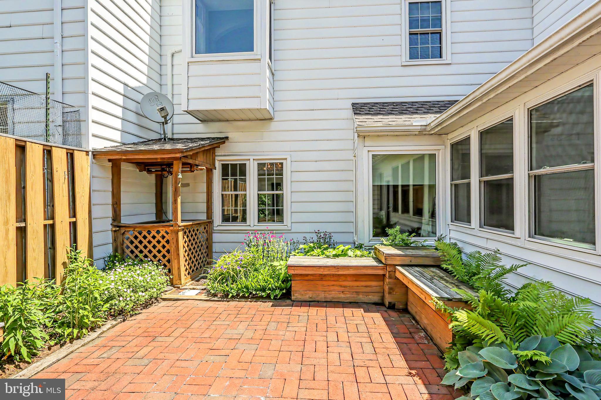 HERITAGE ACRES - Residential