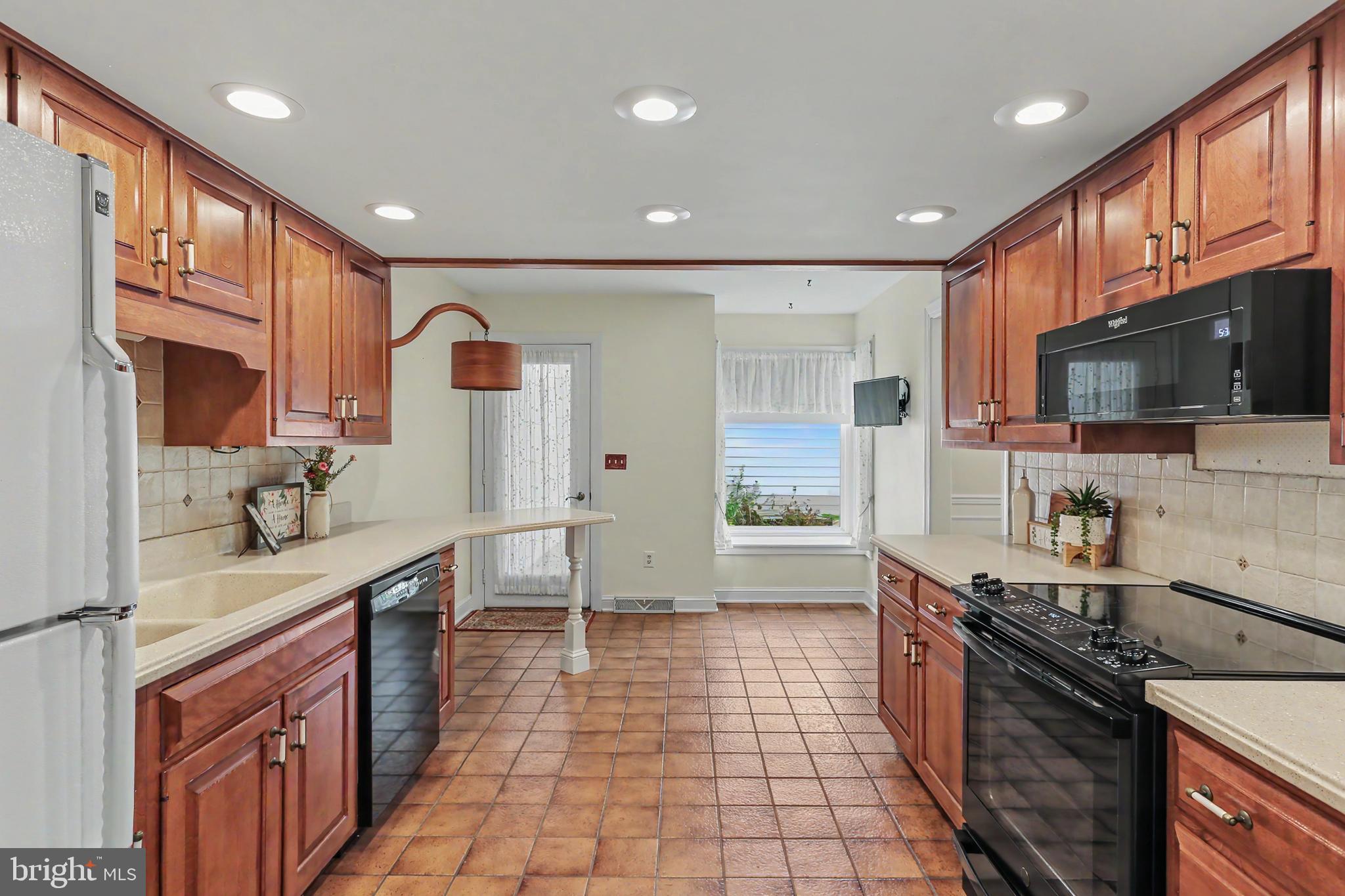 HERITAGE ACRES - Residential