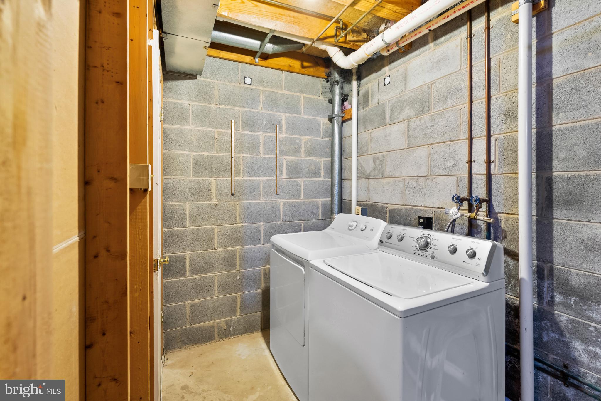 DORSEY HALL - Residential