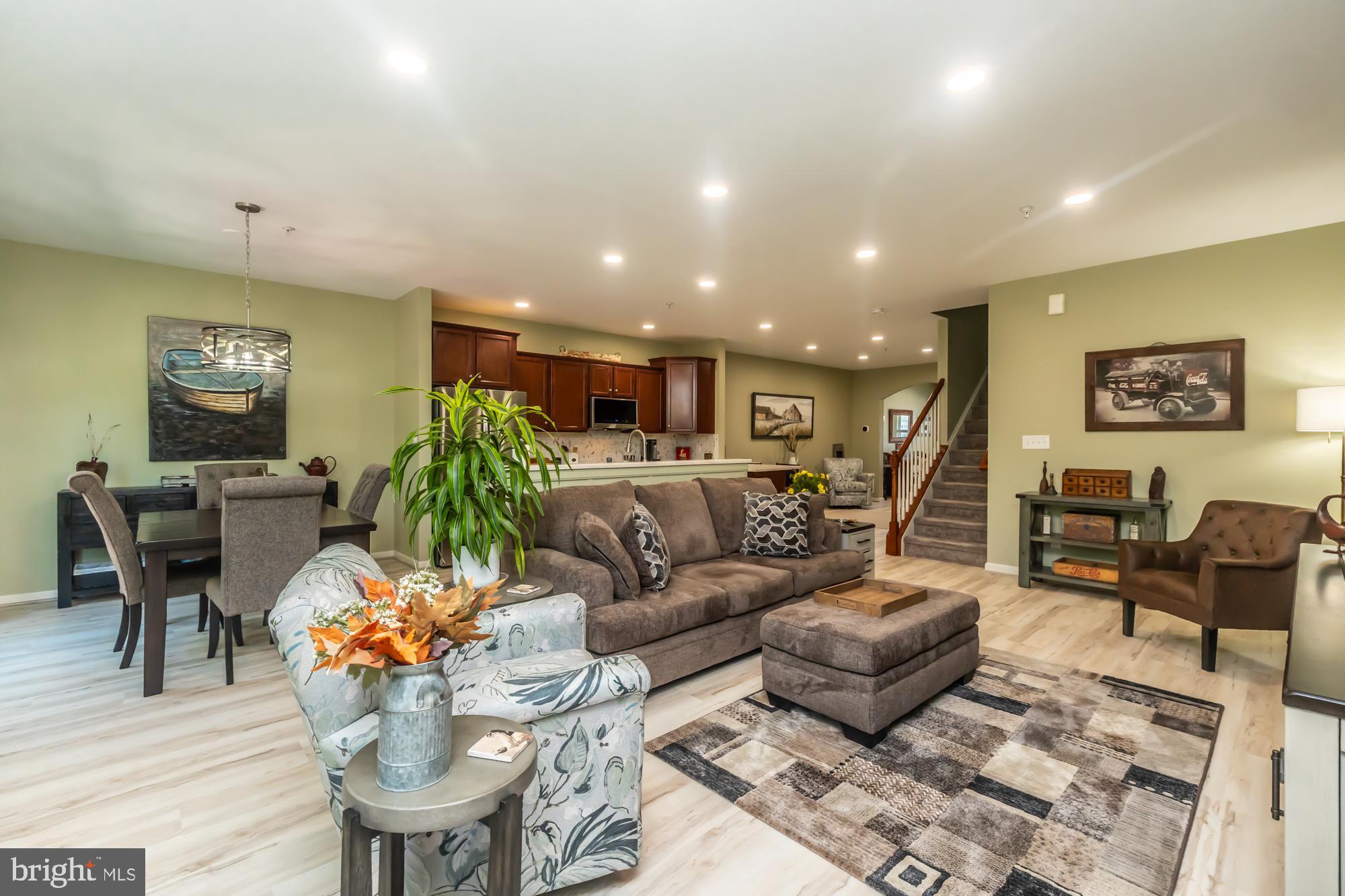 HONEYCROFT VILLAGE - Residential