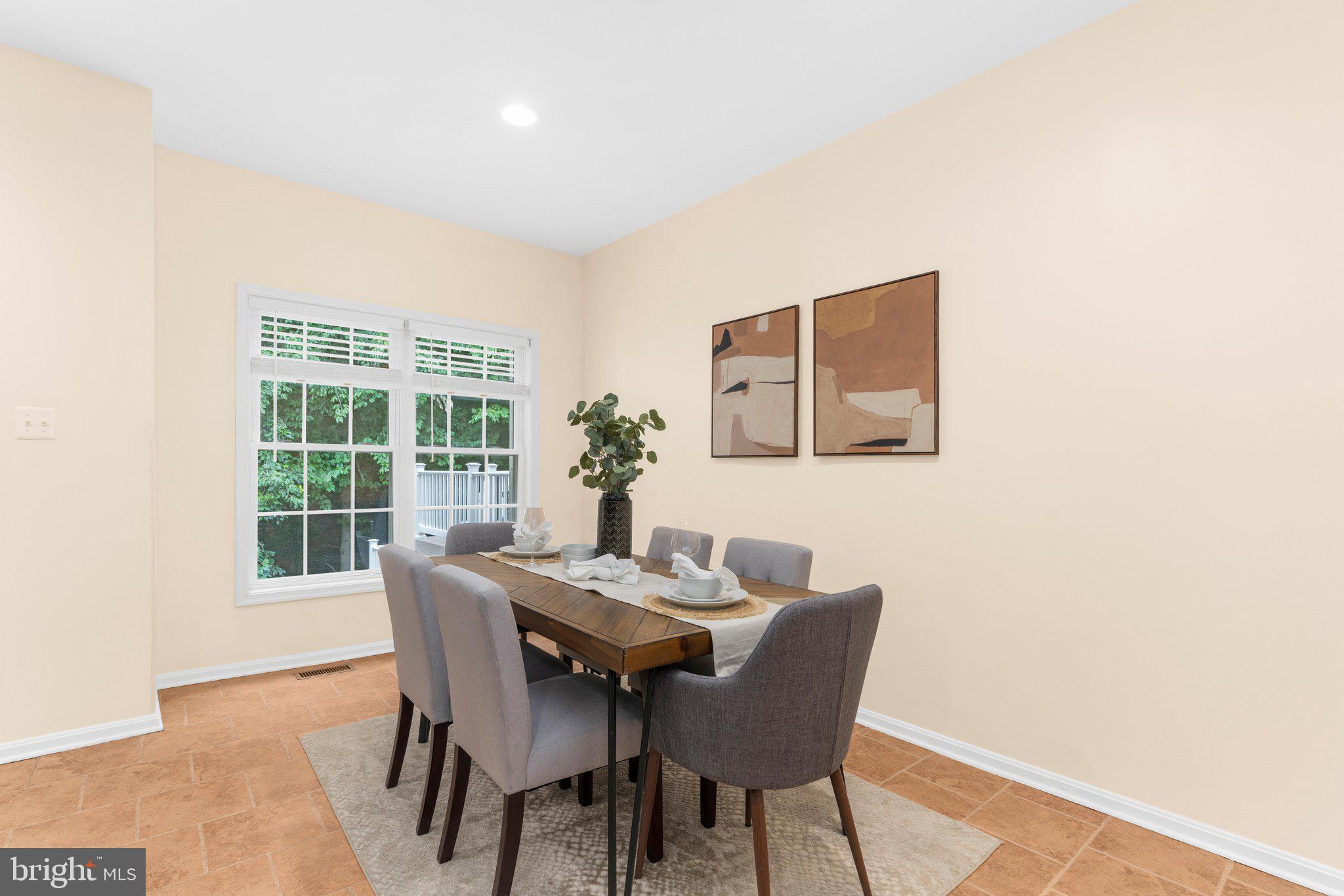 CHAPEL GROVE - Residential