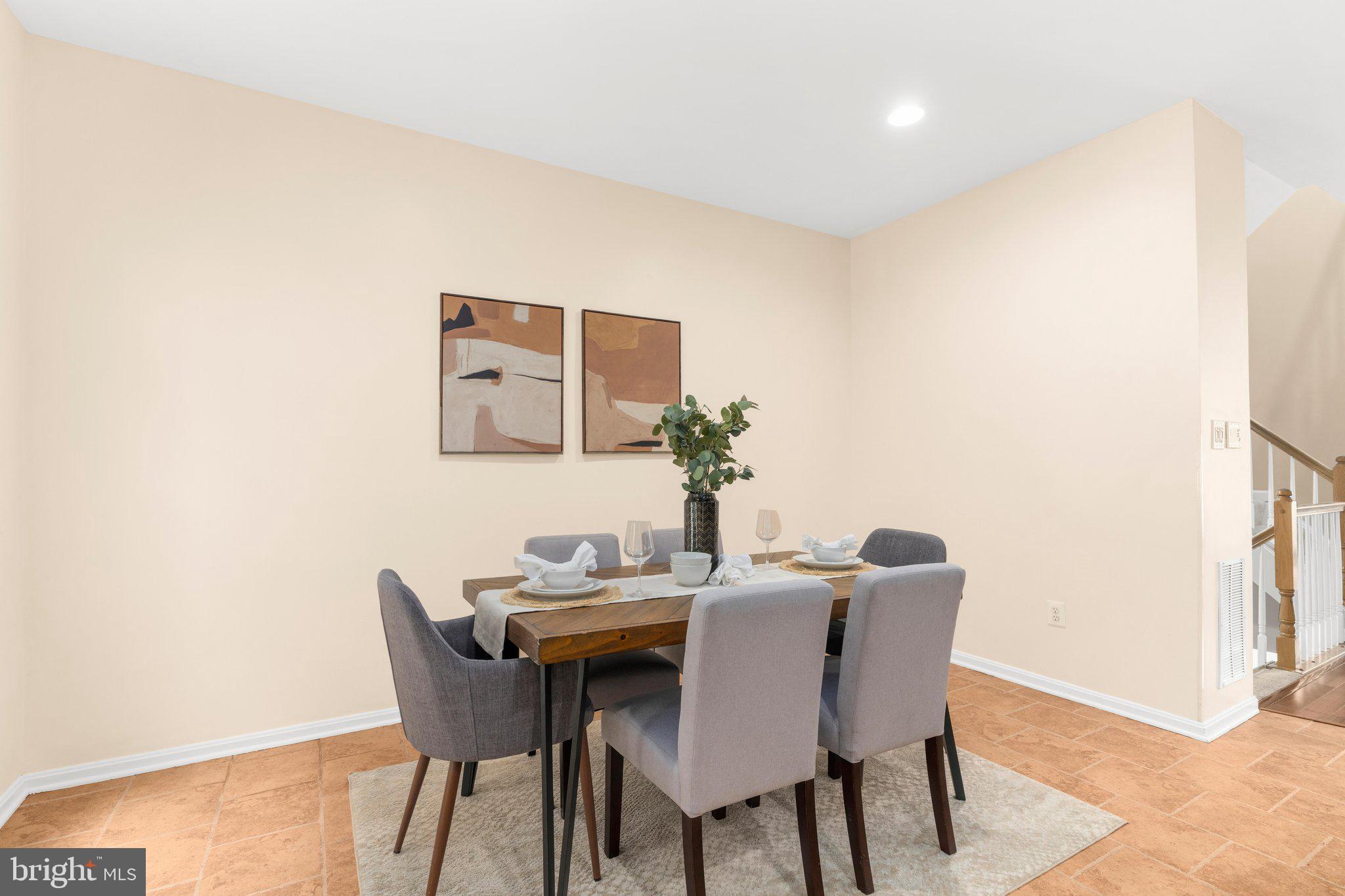 CHAPEL GROVE - Residential