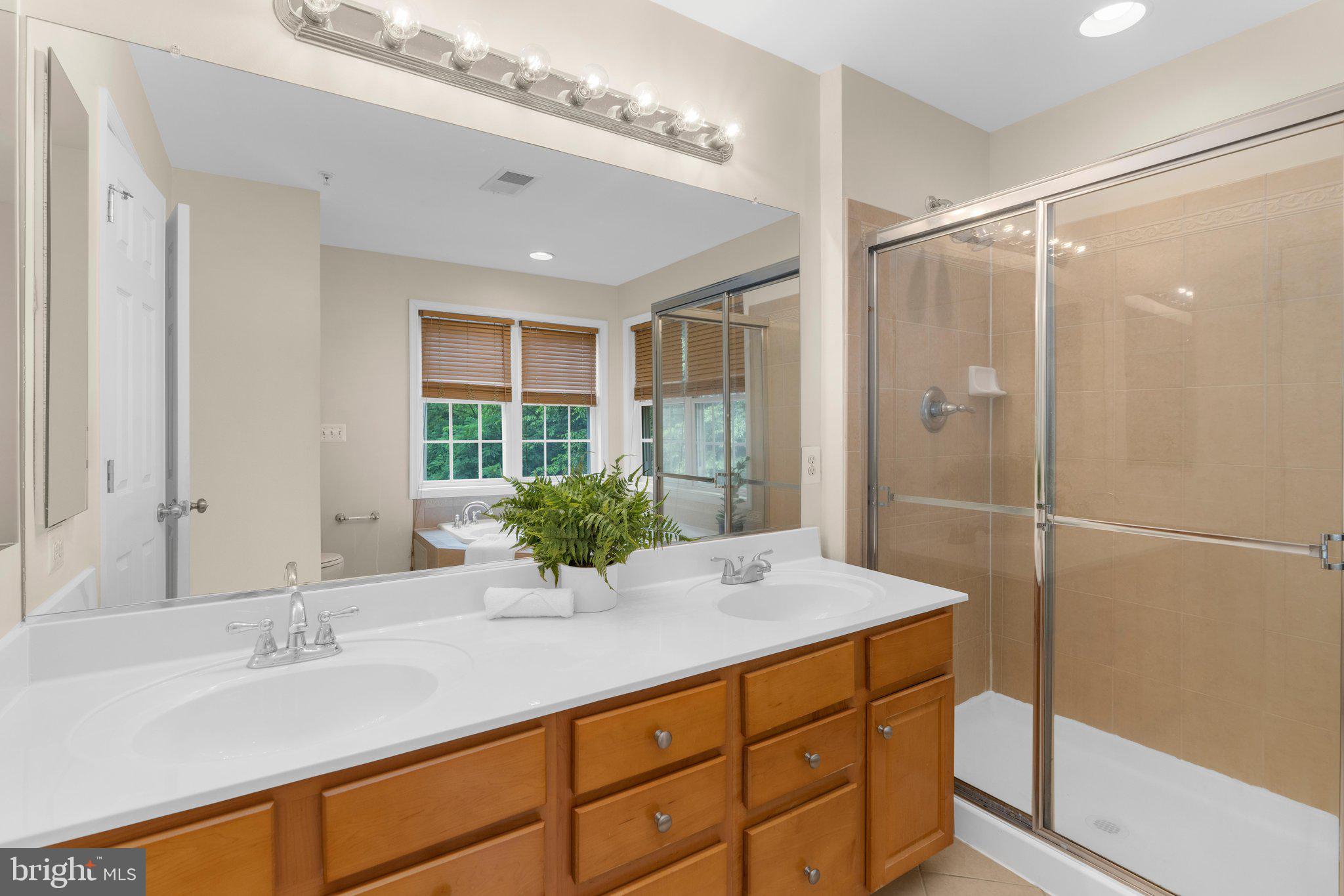 CHAPEL GROVE - Residential