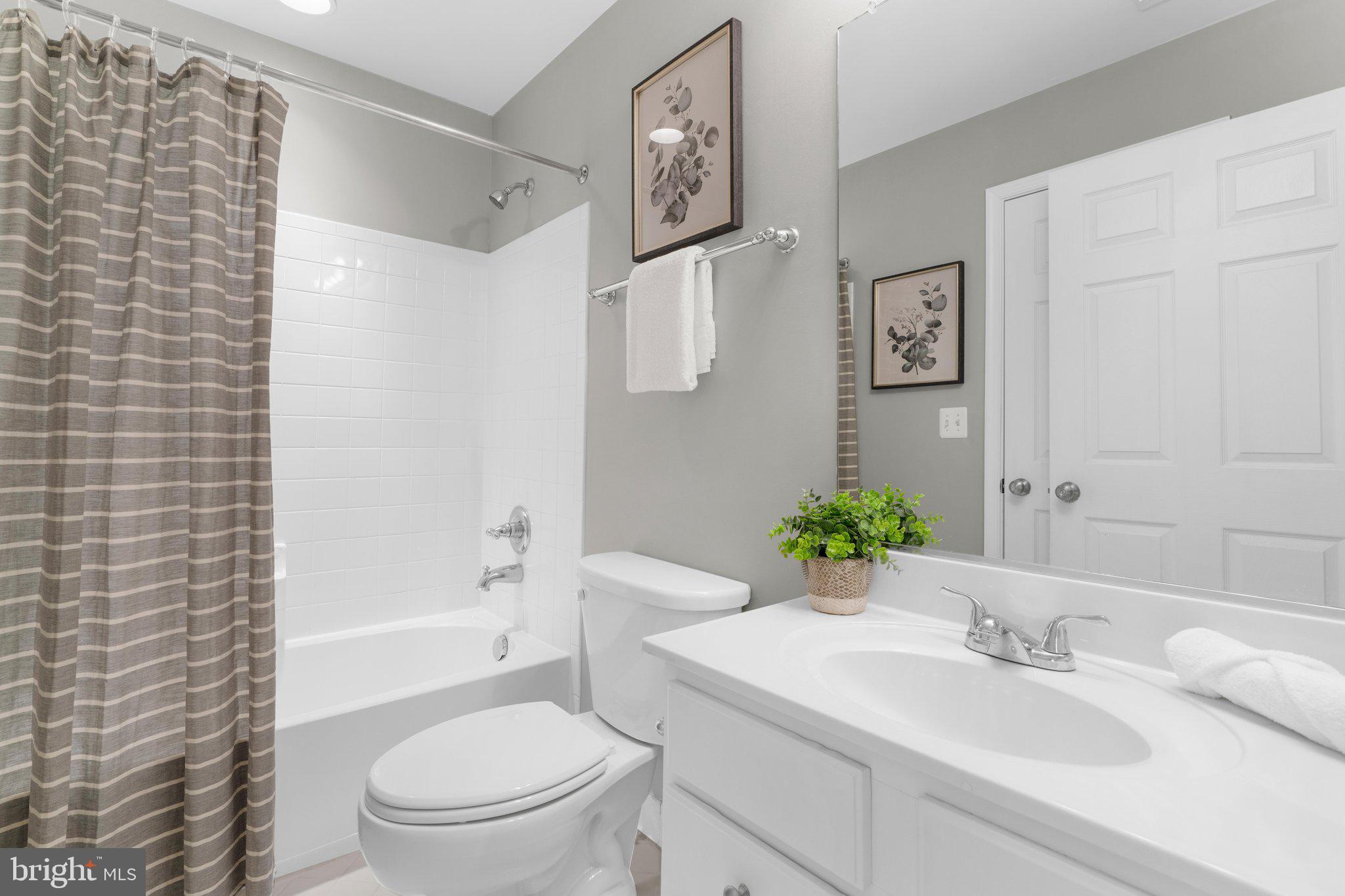 CHAPEL GROVE - Residential