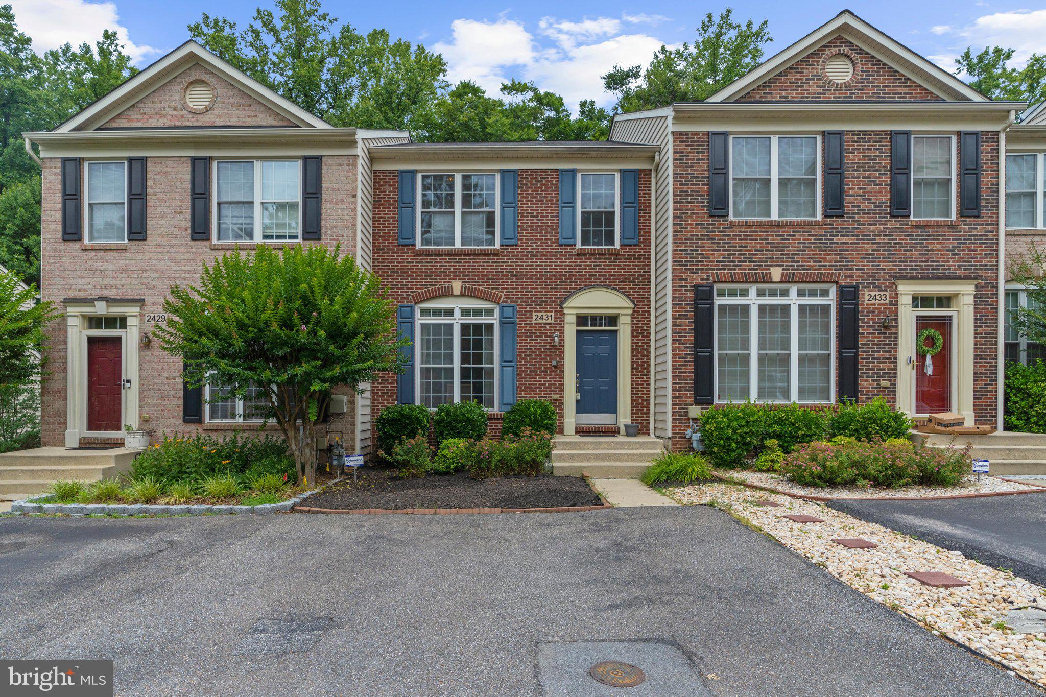 CHAPEL GROVE - Residential
