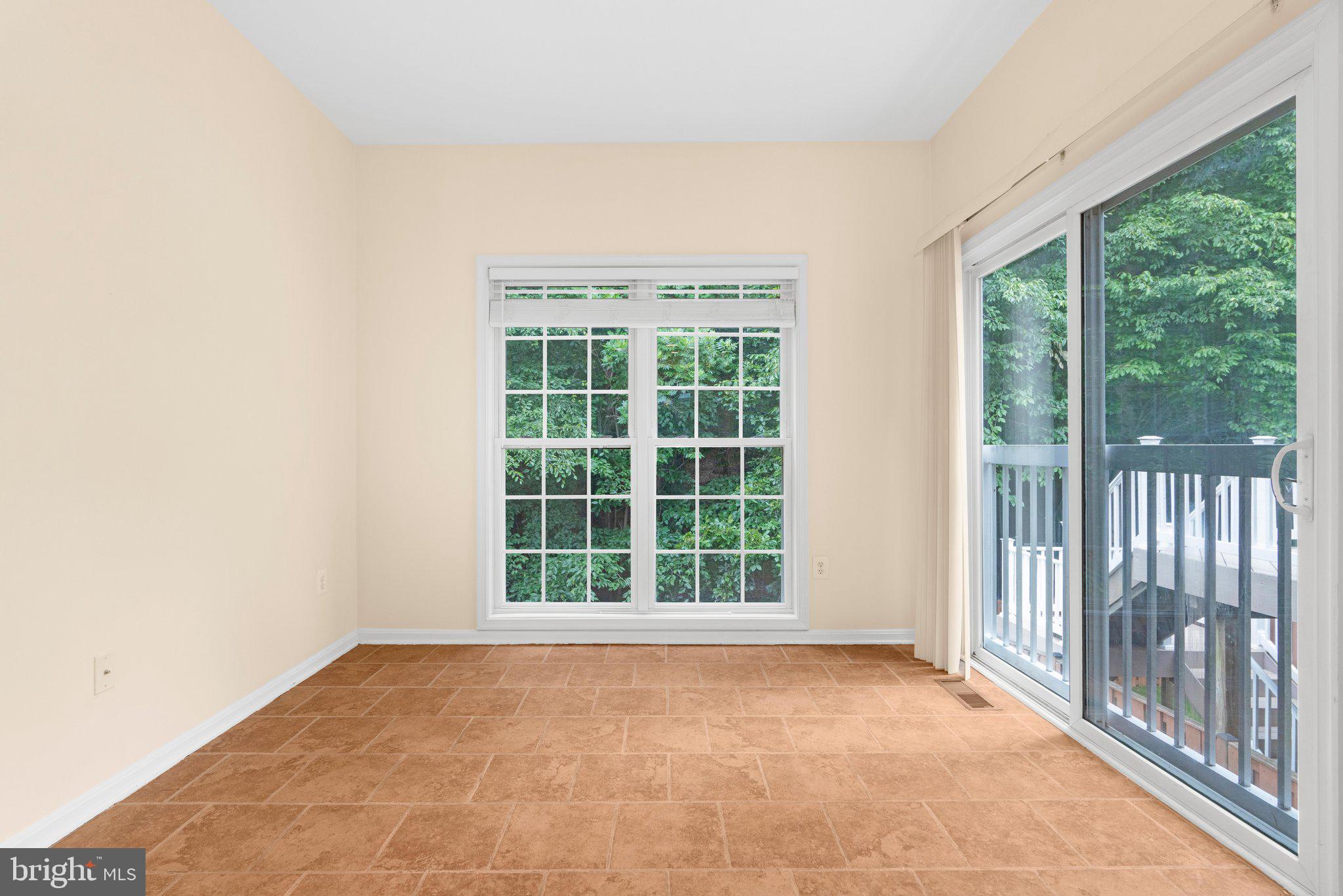 CHAPEL GROVE - Residential