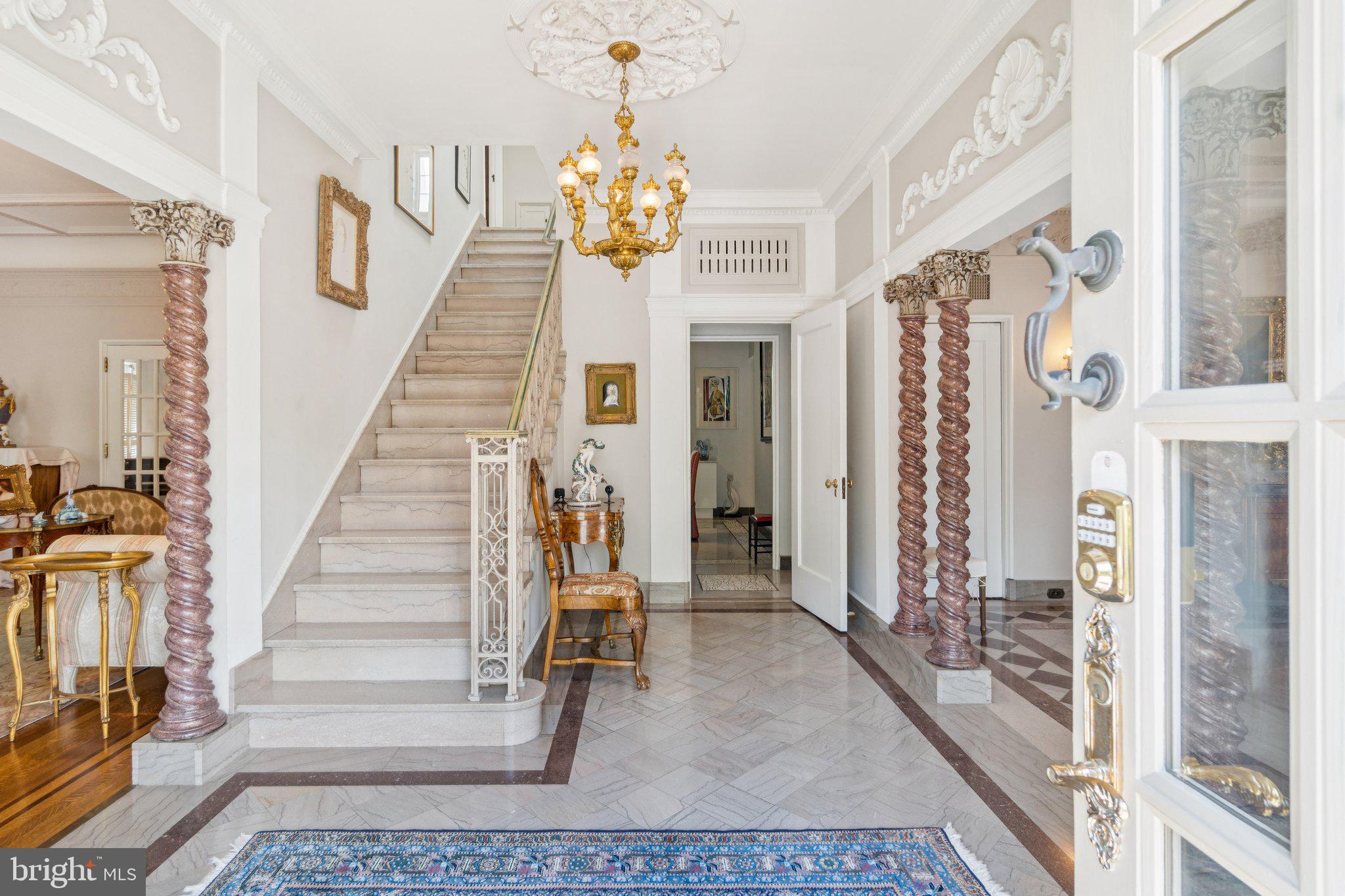 CHEVY CHASE - Residential