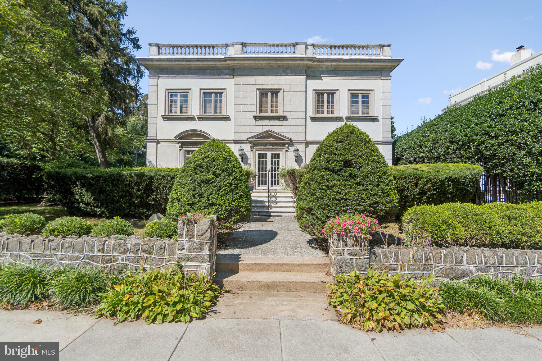 CHEVY CHASE - Residential