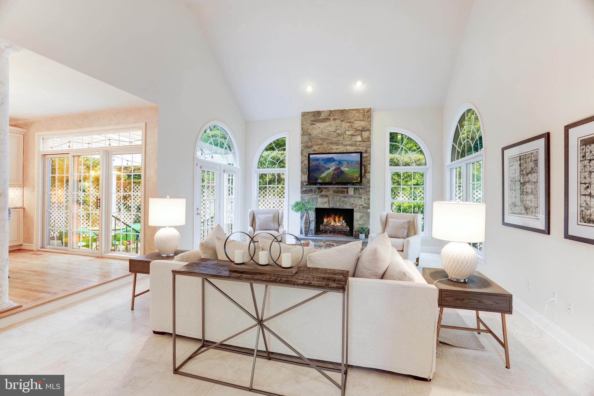 FRANKLIN PARK - Residential