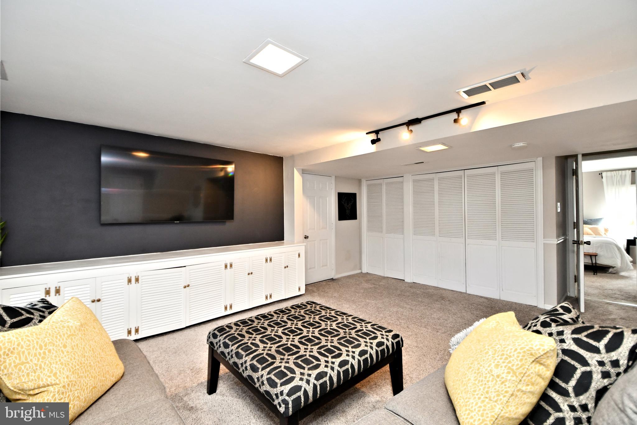 ROSEMORE ESTS - Residential
