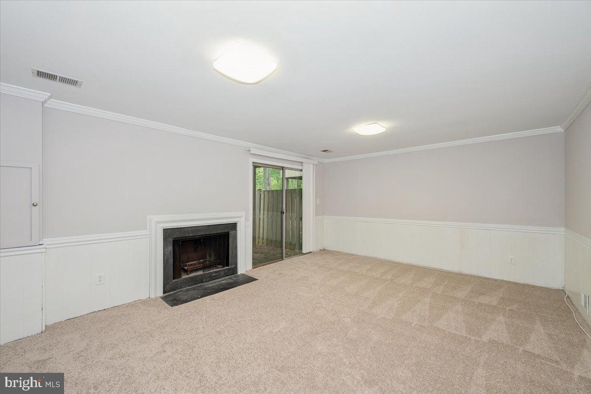 SHADOW OAK - Residential