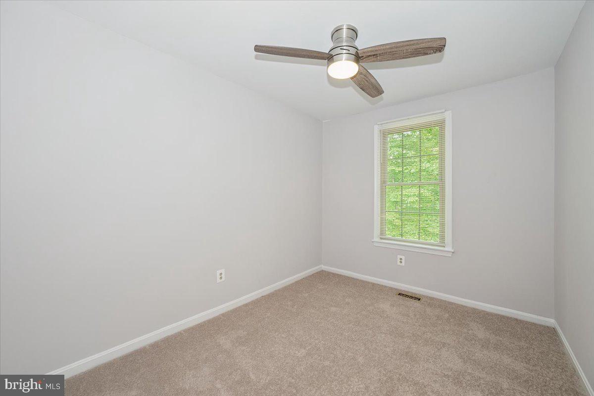 SHADOW OAK - Residential