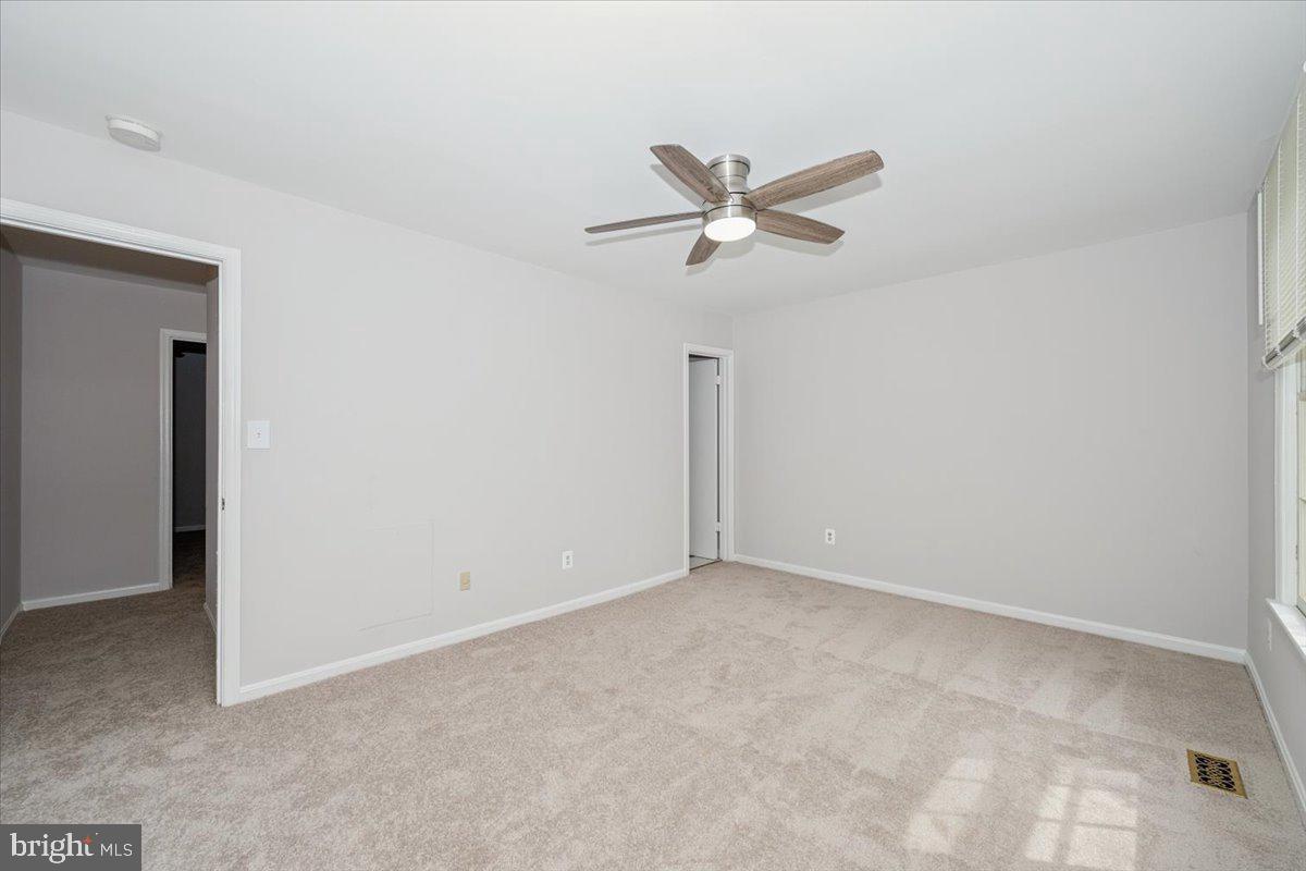 SHADOW OAK - Residential