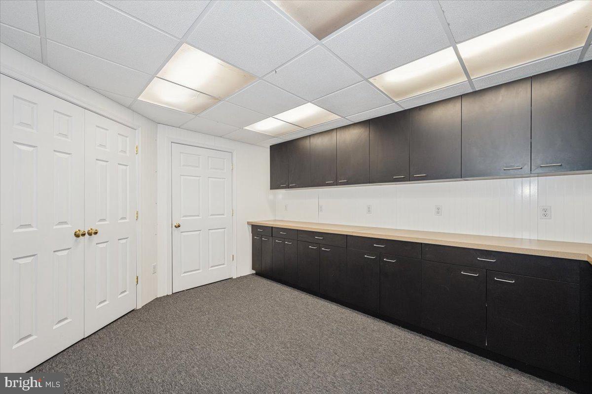 SHADOW OAK - Residential