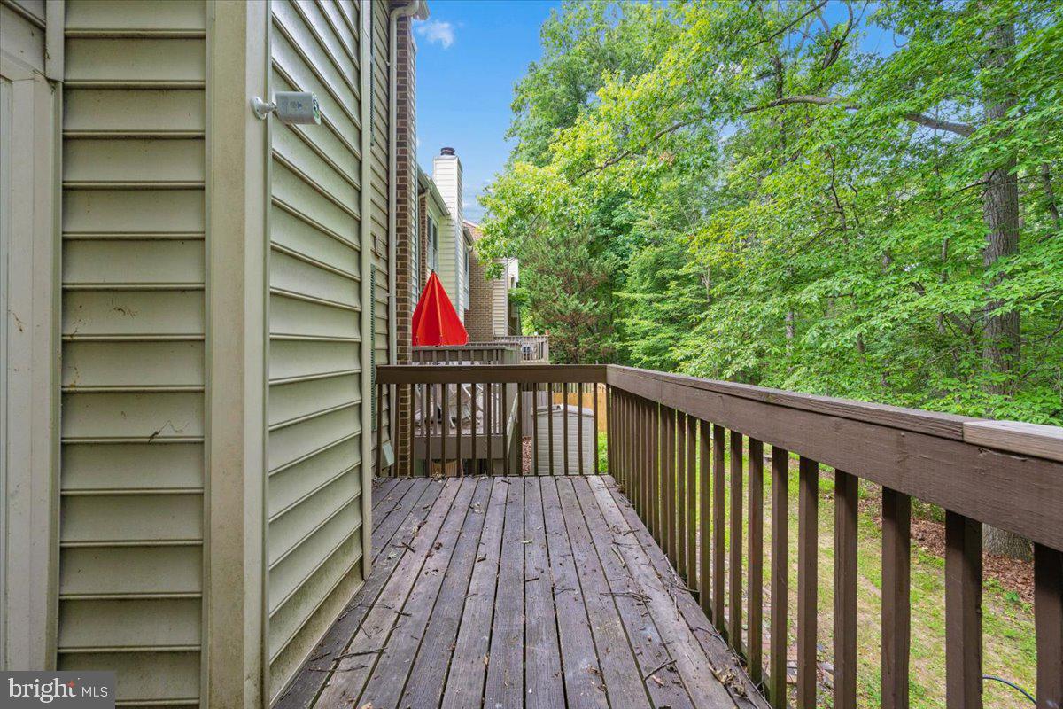 SHADOW OAK - Residential