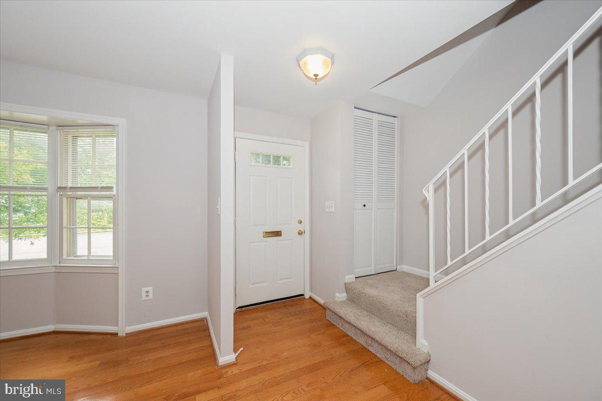 SHADOW OAK - Residential