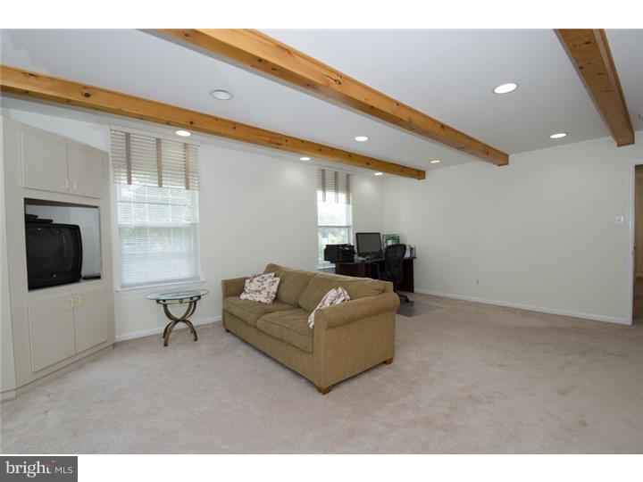 WOODS AT NAAMANS - Residential