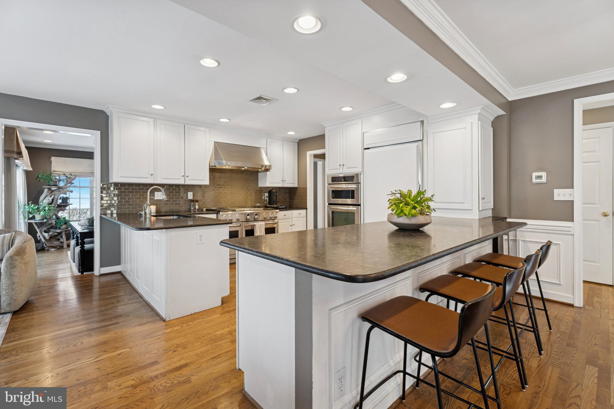 AVONWOOD - Residential