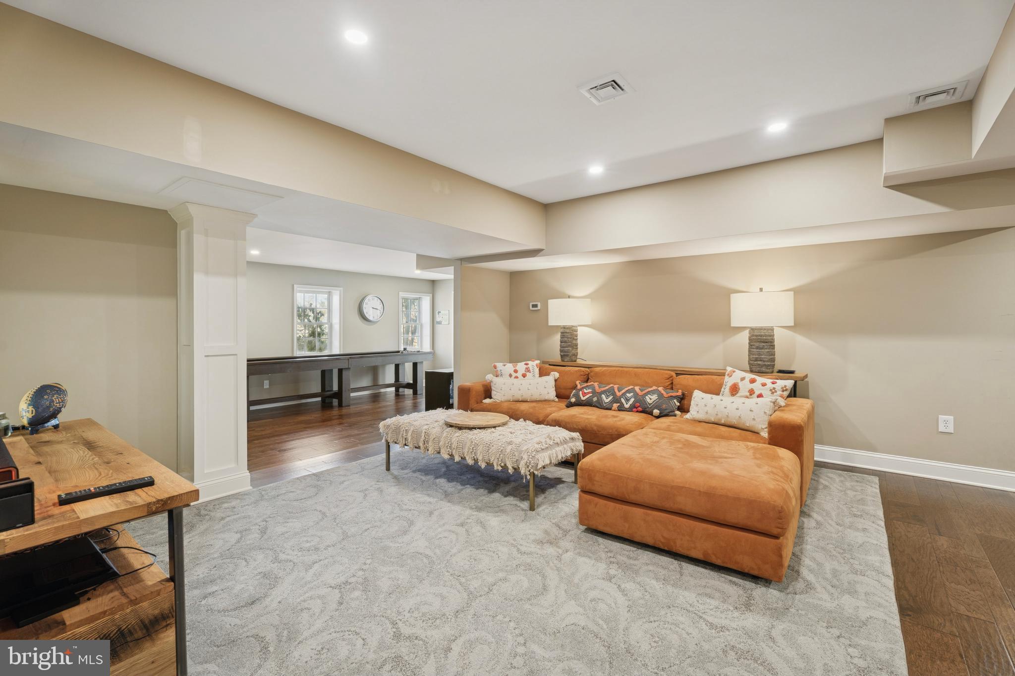 AVONWOOD - Residential