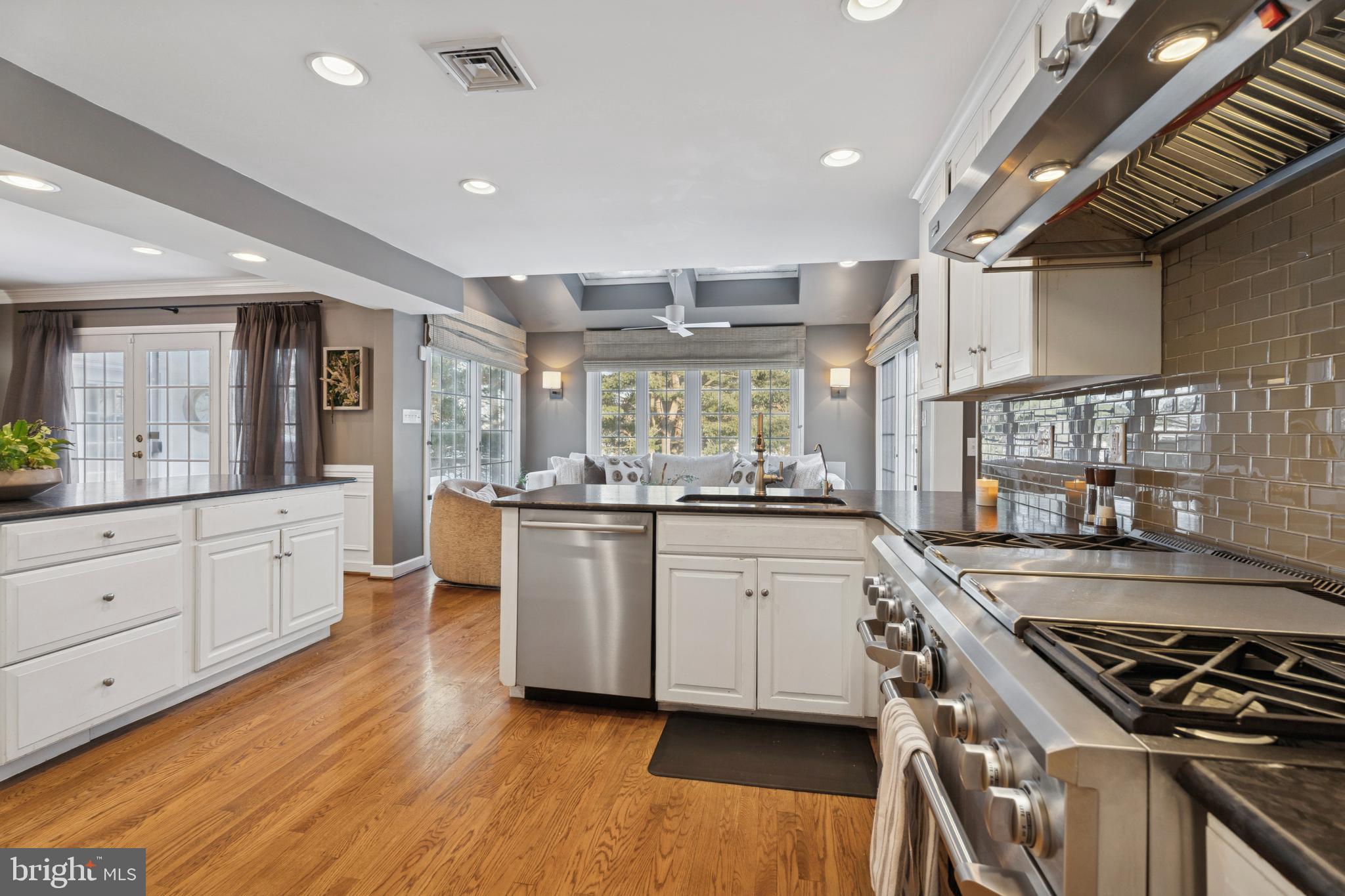 AVONWOOD - Residential
