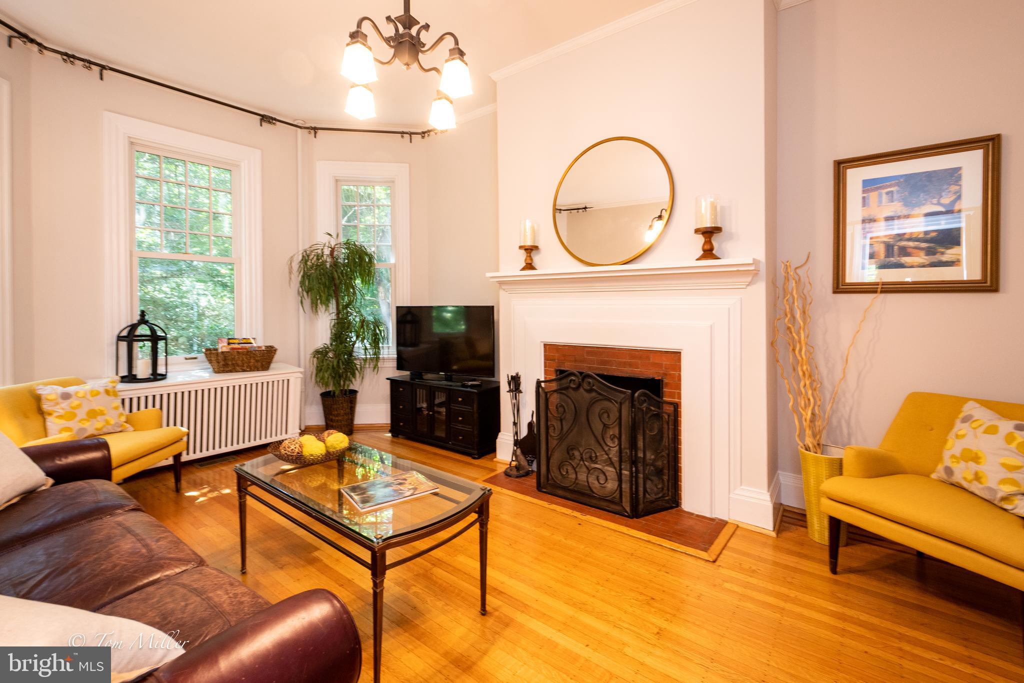 ROLAND PARK - Residential