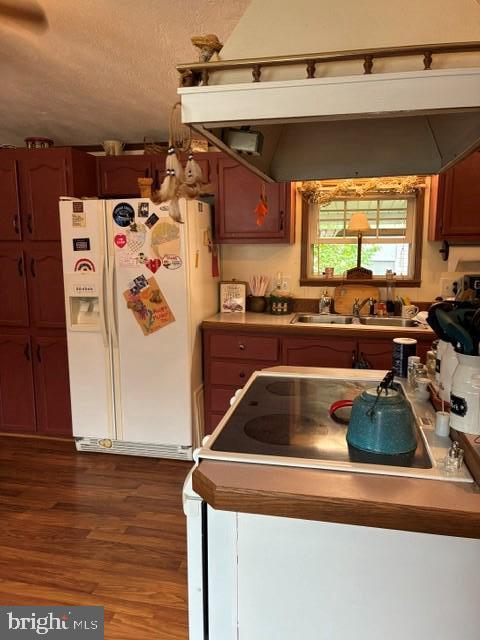 COUNTRY ACRES GOLD - Residential